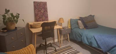 Double Room en suite in shared house  Main Photo