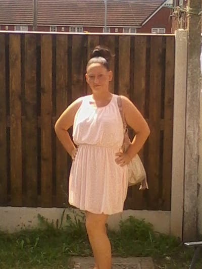 I am a female aged 43. I am looking for a dou... Main Photo