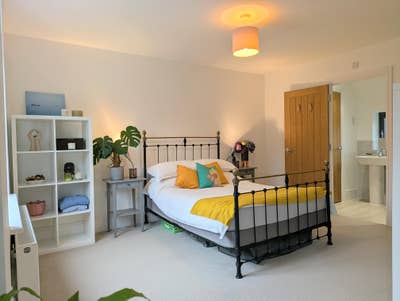 Spacious double room ensuite beautiful residential Main Photo