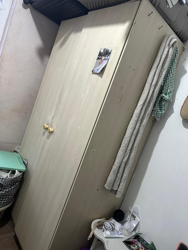 Room available for females only Main Photo