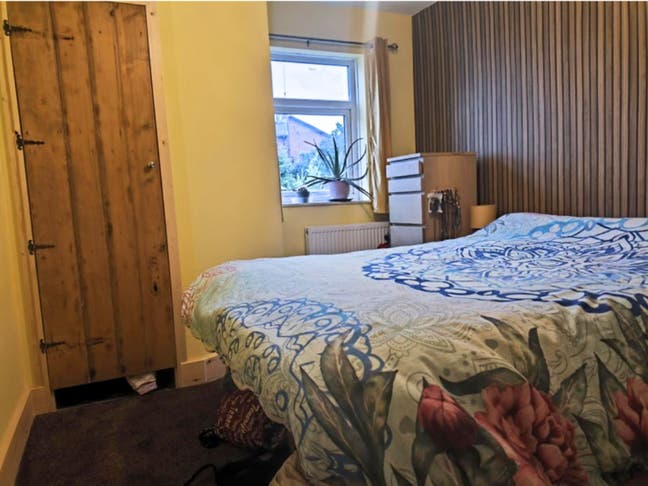 Double Room with Brand new private ensuite  Main Photo