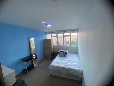 Stunning Room in Prime Location –E1 🏠 Whitechapel Main Photo