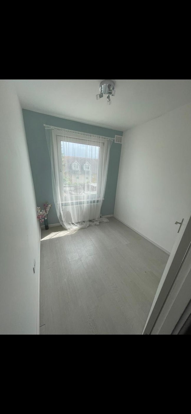 A unfurnished double room in Gillingham  Main Photo
