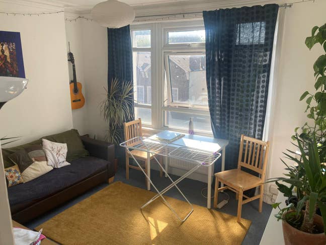 1 double-bedroom flat in Brixton, SW9 Main Photo
