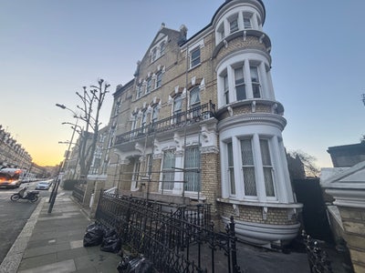 2xSpacious Bedrooms |Bill inc.| West Kensington Main Photo