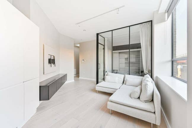 1 bed flat, Coldharbour Lane, SW9 Main Photo