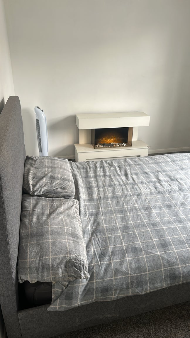 Double room to rent  Main Photo