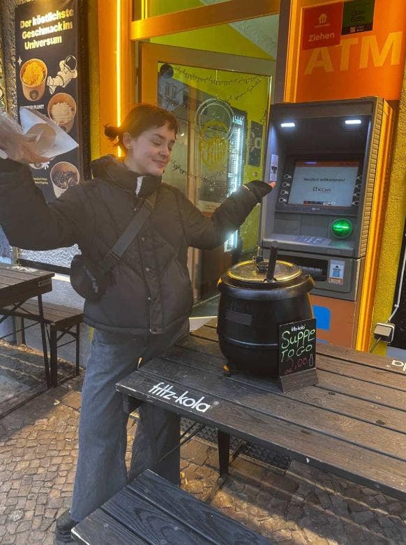 looking for double room/roommates Manchester Main Photo