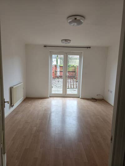 2 Bed House in Chadwell Heath Main Photo