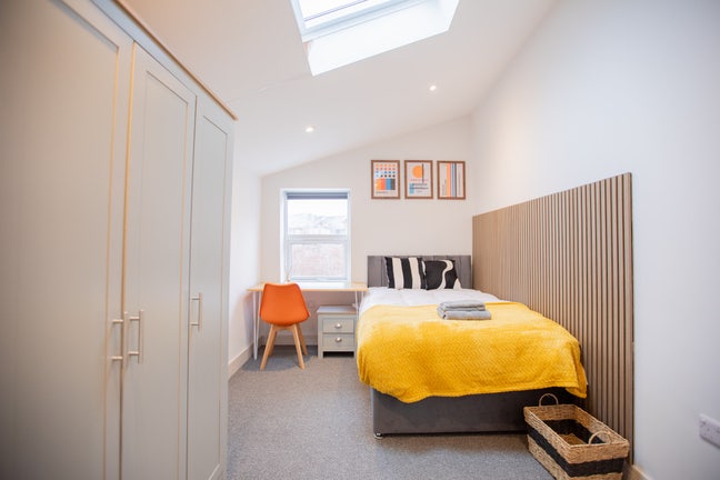 Stunning Rooms To Let🏡 Next To High Street ✅  Main Photo
