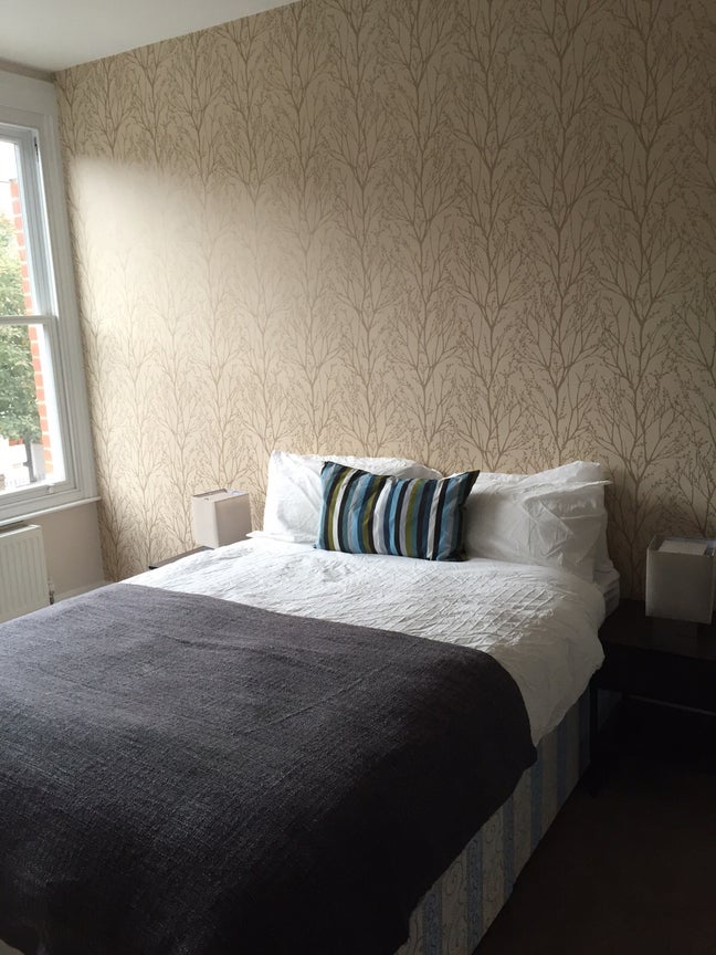 Lovely bright double London W12 &pound;965/mth Main Photo