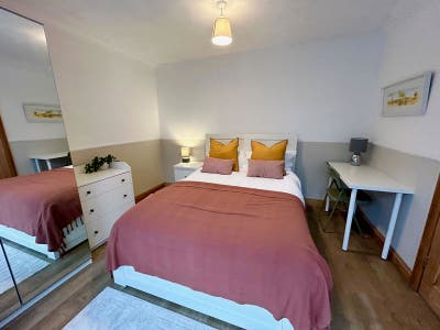 Double Rooms | Stoke Gifford | Flexible Stays  Main Photo