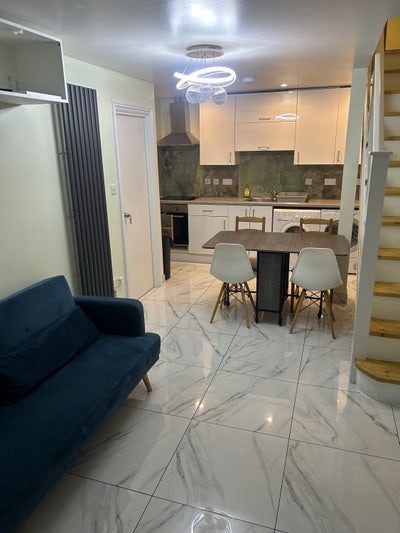 Prime Location En-Suite Canary Wharf/ Poplar Main Photo