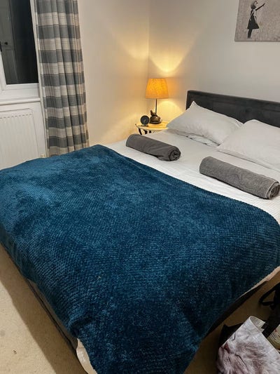 Large Double Room in Totterdown Main Photo