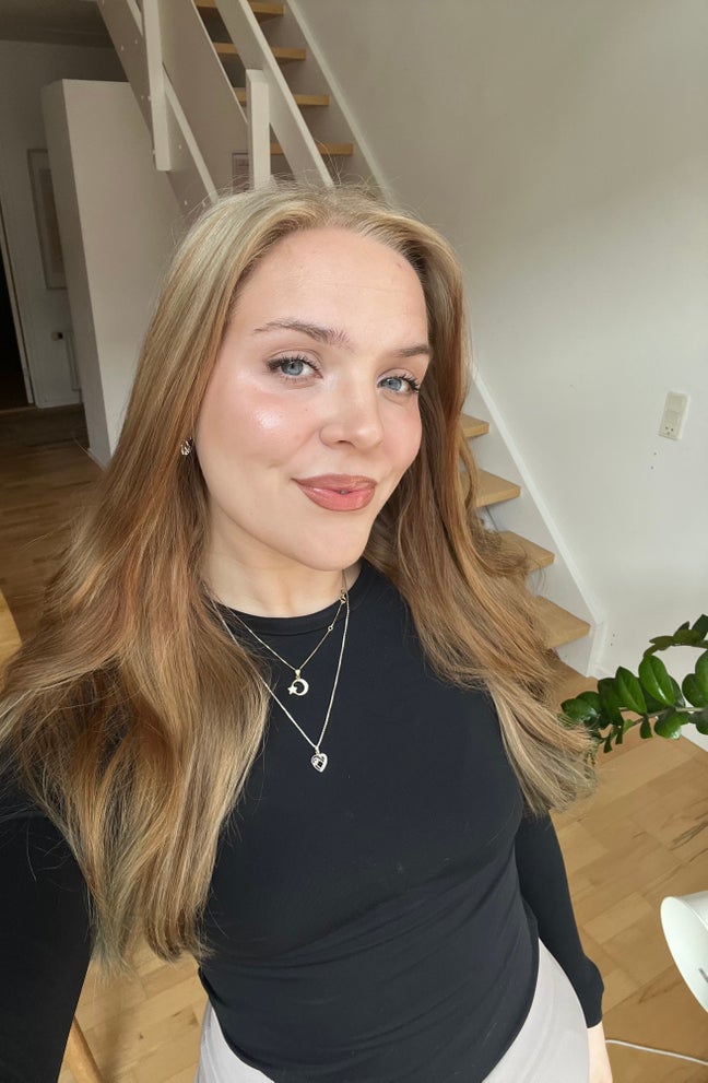 27 year old Female seeks a single or double room Main Photo