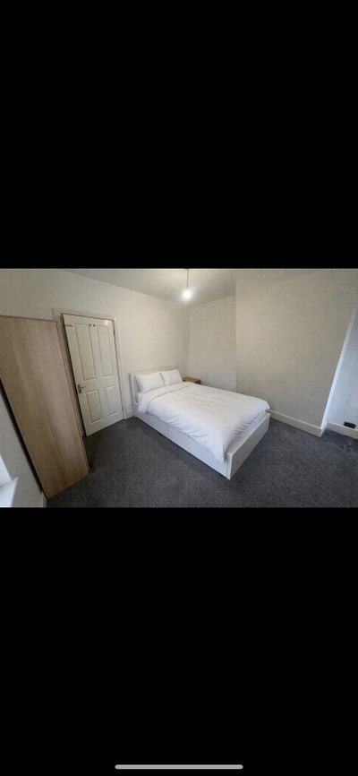 Fully Furnished Double Room All Bills Included Main Photo