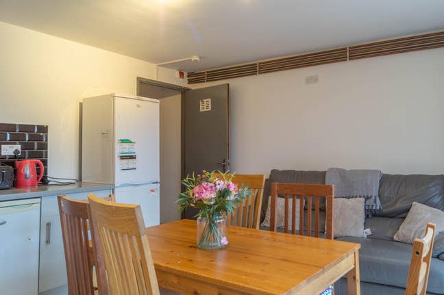 A spacious five-bedroom property Main Photo