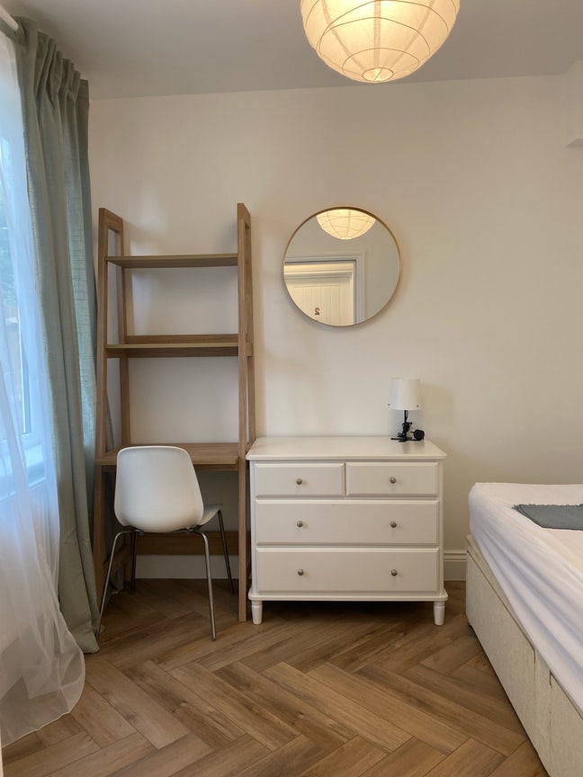 Lovely Single Room Forest Row  Main Photo