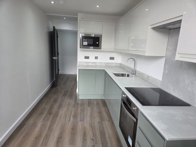 Brand New 3 Bedroom Flat – Lee Bridge Road, Leyton Main Photo