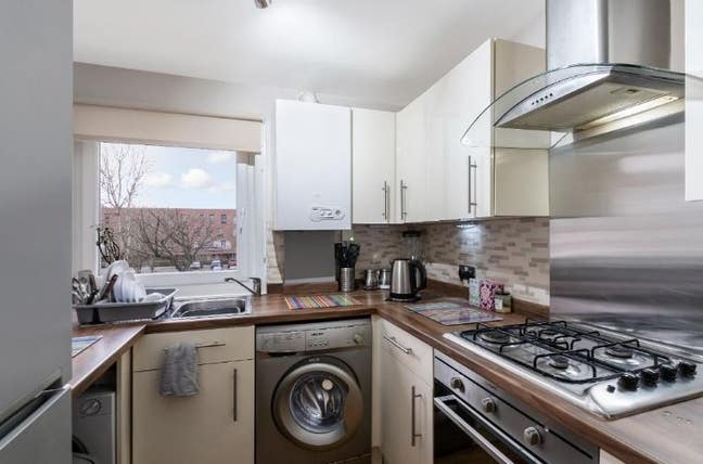 Homely 1-bed flat G5 Oatlands(free parking) Main Photo