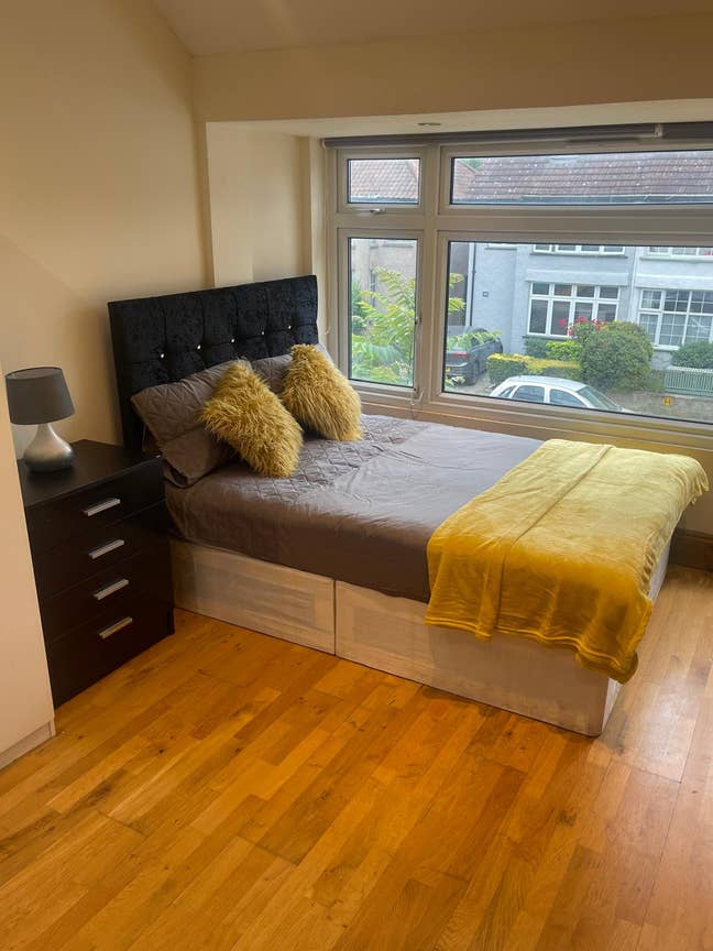 Studland Rd- Double Rm Hanwell W7 &pound;1000 Bills Inc. Main Photo