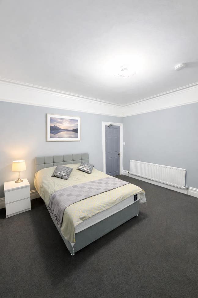 🏡 Furnished Rooms | Bills Incl | Professionals  Main Photo