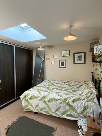 Bright double room for short term let Main Photo