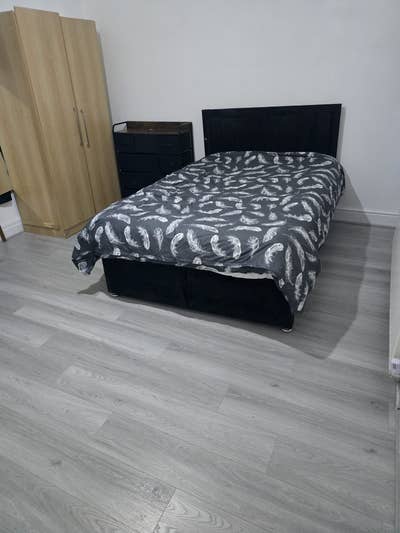 Master Ensuite & Double Room Available M13 0NQ Main Photo