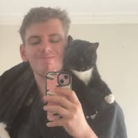 Looking for a room April onwards  Main Photo