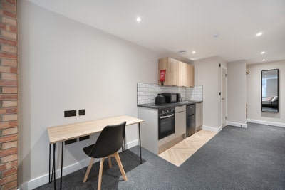 💥 NEW Studio close to City Centre 💥 Main Photo