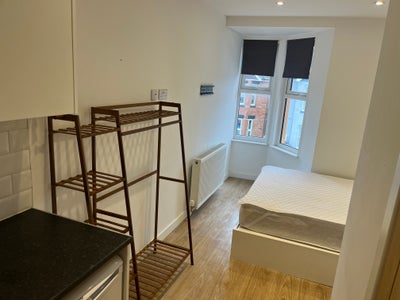 Self-Contained Studio with Ensuite – Bills inc. Main Photo