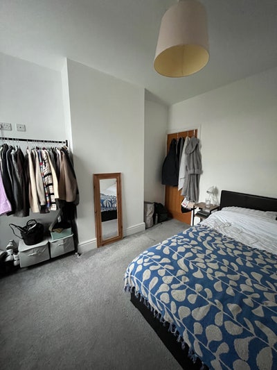 Spare Room in 3 Bed Terrace | Bedminster  Main Photo