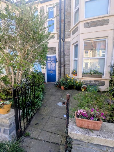 Double room &pound;490 BS7 Main Photo