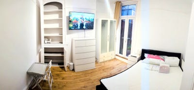 All bills included clean and spacious room Main Photo