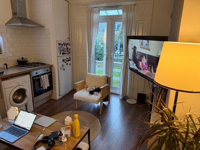 1 Bed Apartment in N4 - SUBLET  Main Photo