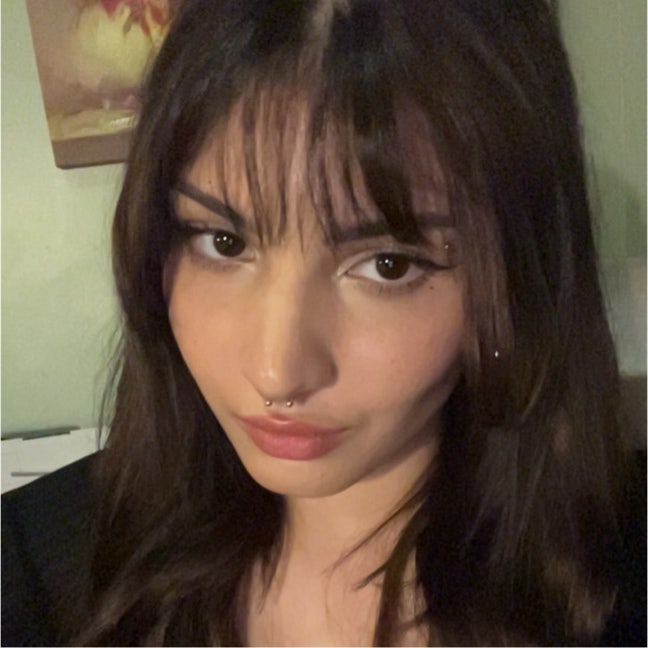 Student Female seeks a double room Main Photo