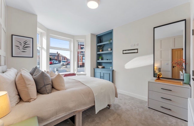 Newly renovated HMO Warrington Main Photo