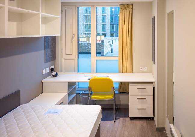 Shared Accommodation, Short term En-suite let Main Photo