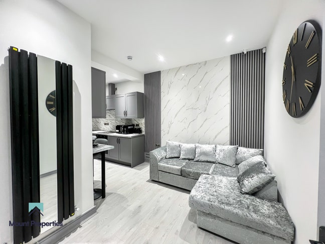 📢 New Luxury Double Bedroom en-suite 📢 Main Photo