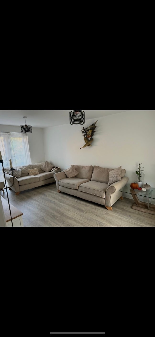 En-suite room to let in Yeovil Main Photo