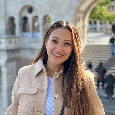 Professional looking for room or buddy up! Main Photo