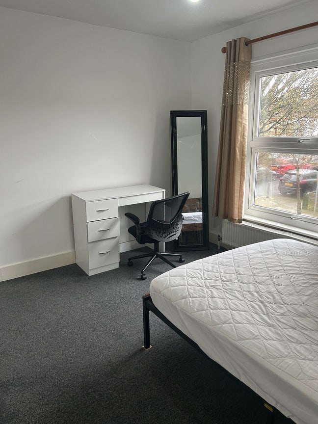 Spacious Double Room Main Photo