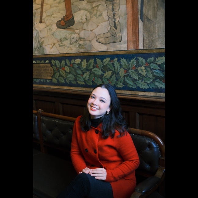 🧬 Looking for friendly flatshare 👩‍🔬 Main Photo