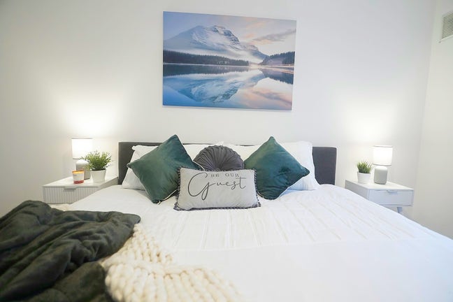 Studio, 1-Bed Flat & Single Room Available Main Photo