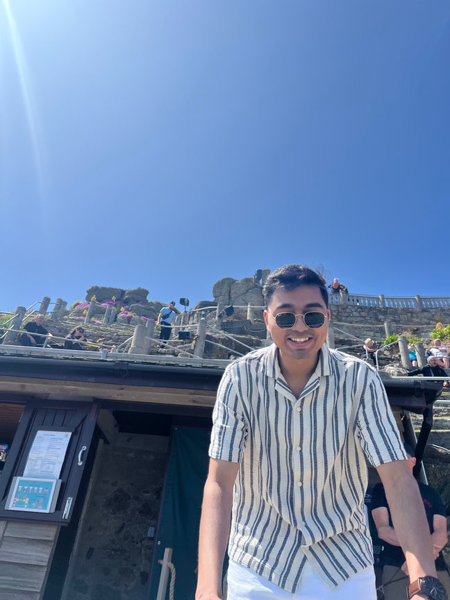 Looking for single or double room  Main Photo