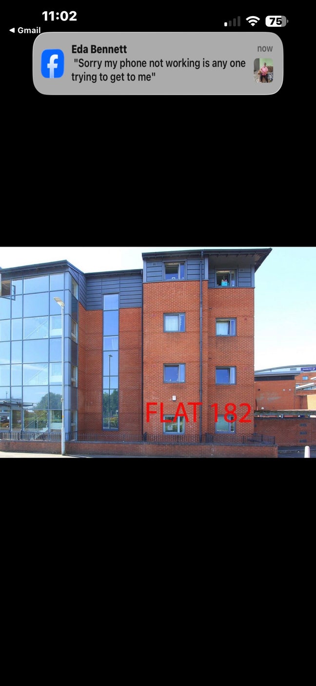 Two bedroom flat up for rent  Main Photo