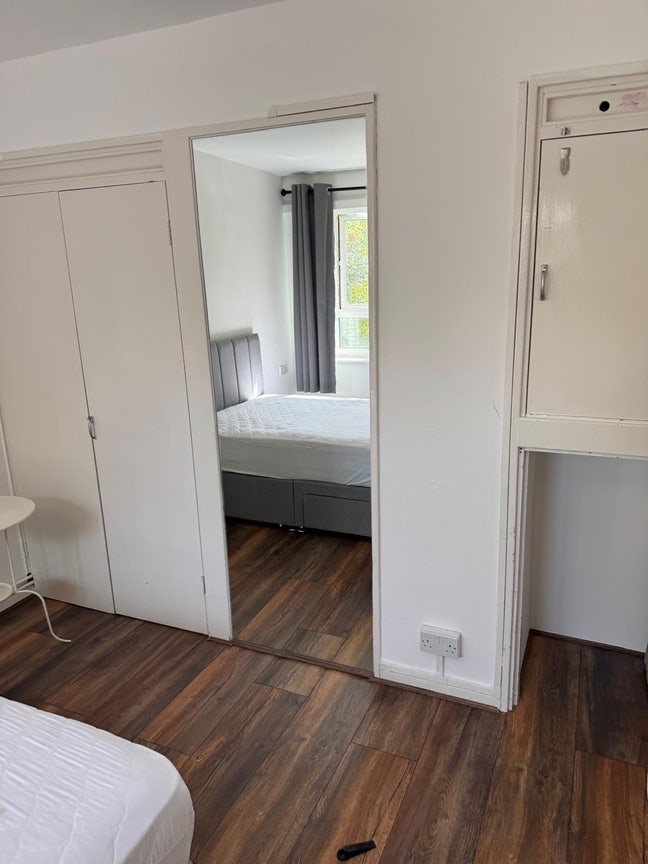 1 Bed Flat Moments From Kings Cross Main Photo