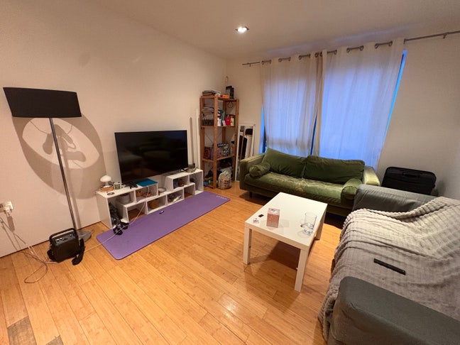 Double bedroom for rent in Haggerston! Main Photo