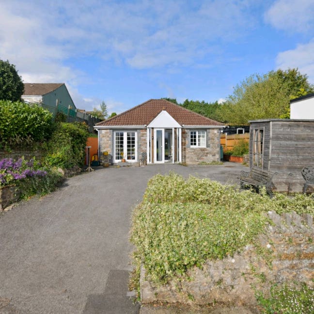 Bright, Peaceful Single Room in Cosy East Harptree Main Photo