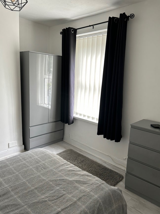 Room to let Main Photo